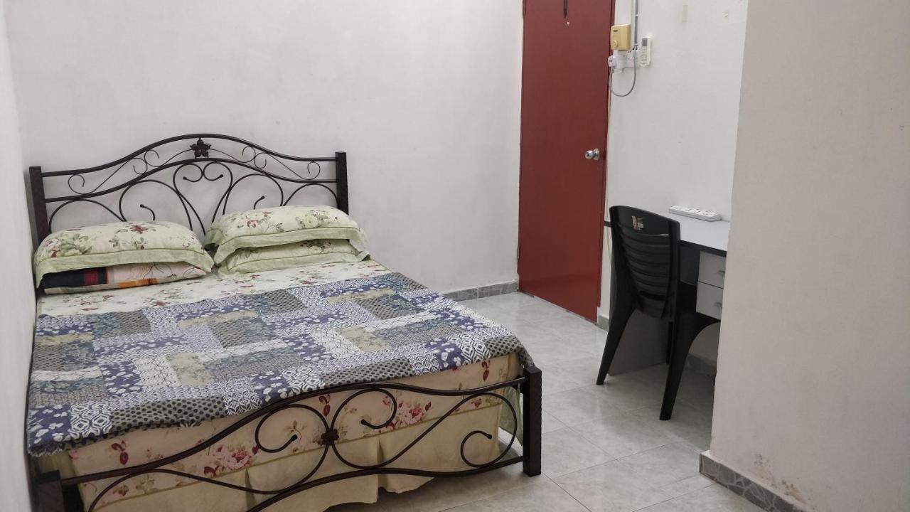 Homestay Budget Lenggong Kampong Ulu Jepai Exterior foto