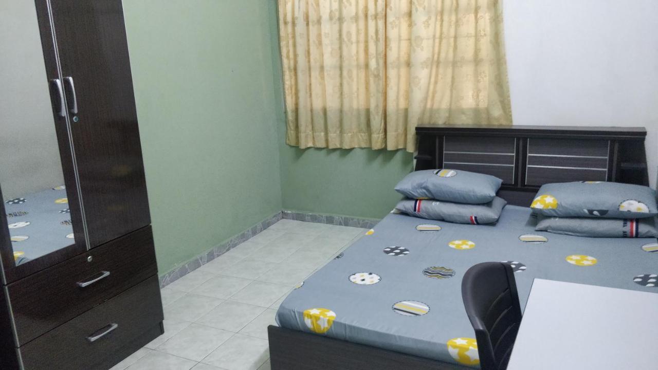 Homestay Budget Lenggong Kampong Ulu Jepai Exterior foto